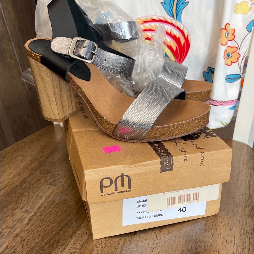 Metallic Silver Block-Heel Sandals with Black Ankle Strap Pilar Monet